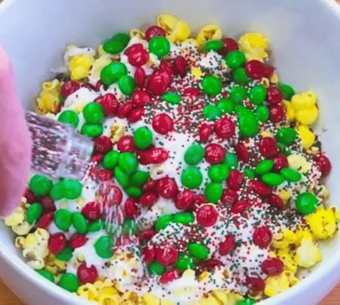 Ingredients for Candy Cane Crunch Popcorn