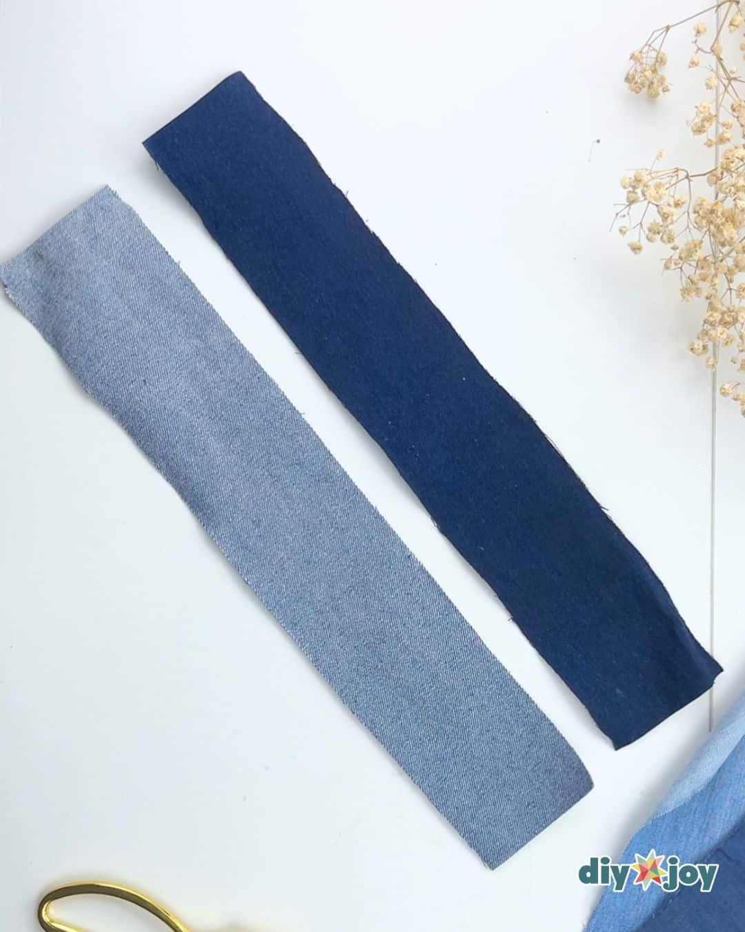 Easy Denim Flowers From Old Jeans — cut denim rectangles