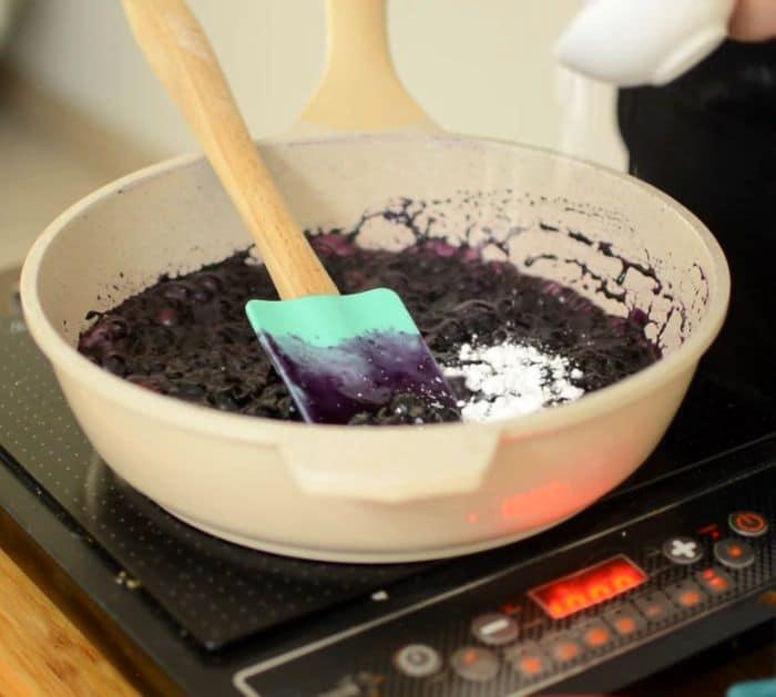 Homemade Blueberry Cheesecake Ice Cream Recipe