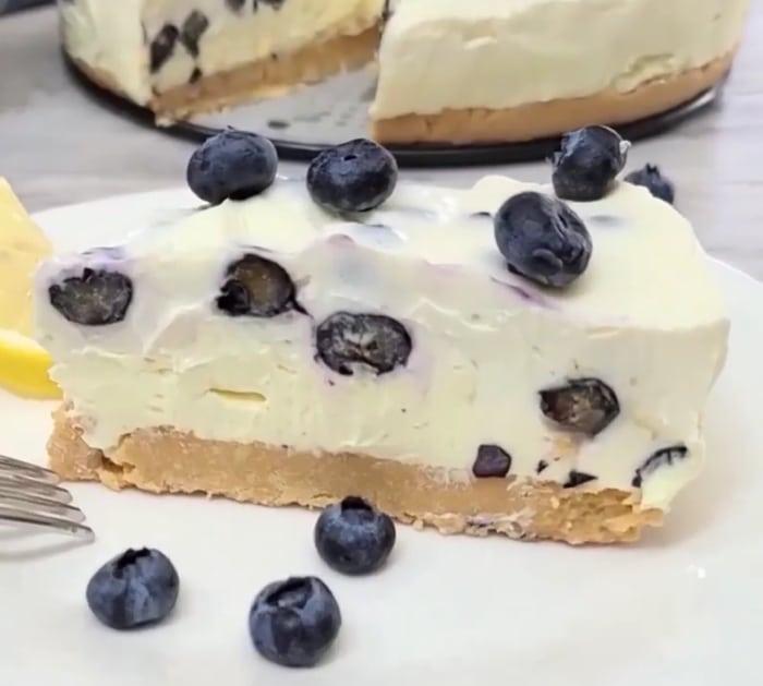 How To Make No-Bake Lemon Blueberry Cheesecake