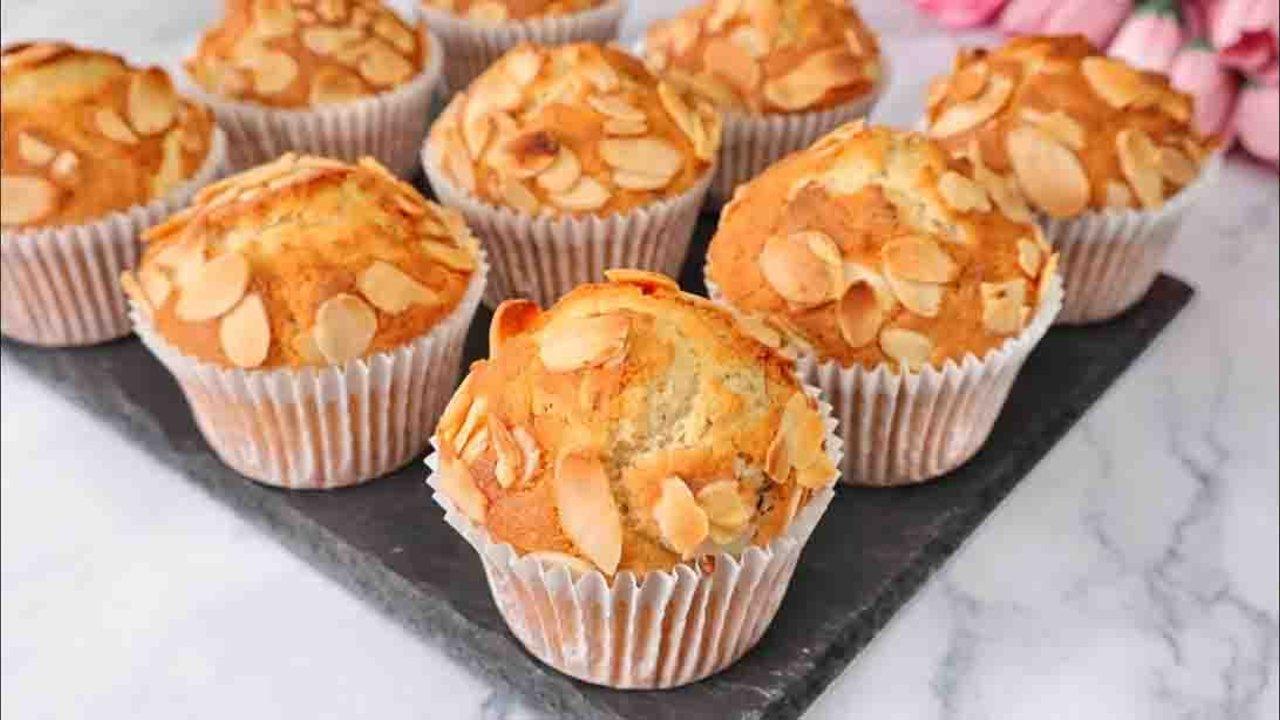 Almond Muffins Recipe