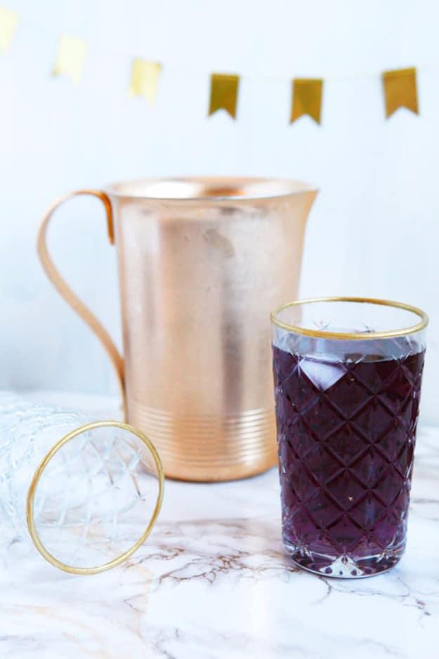 DIY Gold Rimmed Drinking Glasses, quick enough to finish over a weekend and a sweet finishing touch for any gift