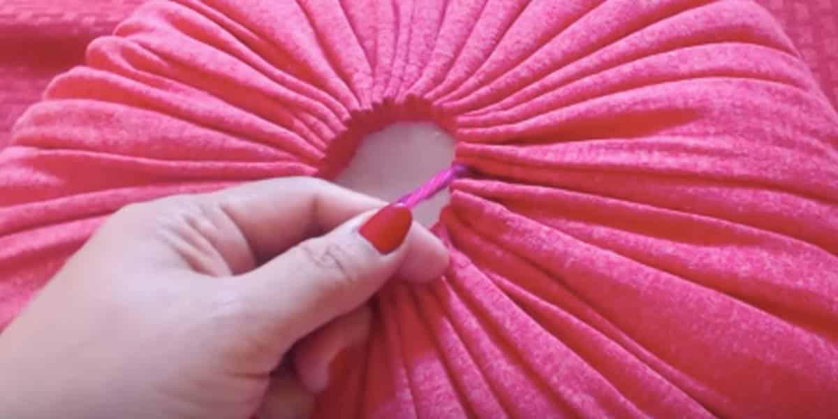 Repurpose A T-Shirt Into This Gathered Throw Pillow