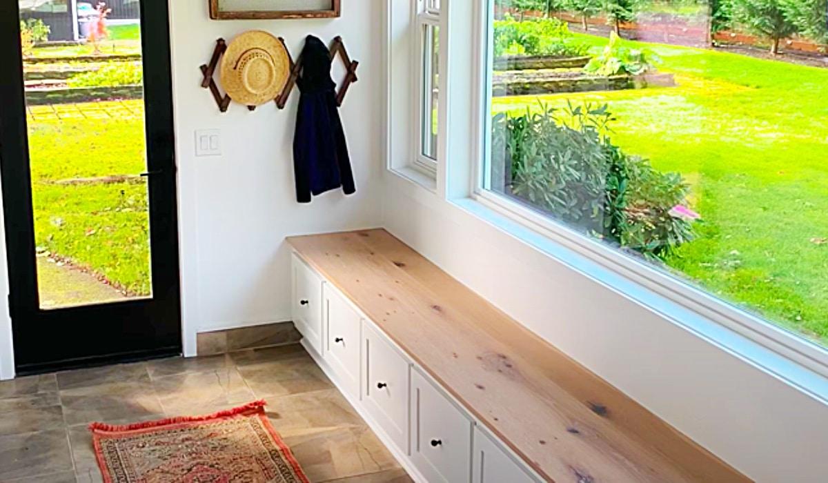 How To Make A Wooden Storage Bench