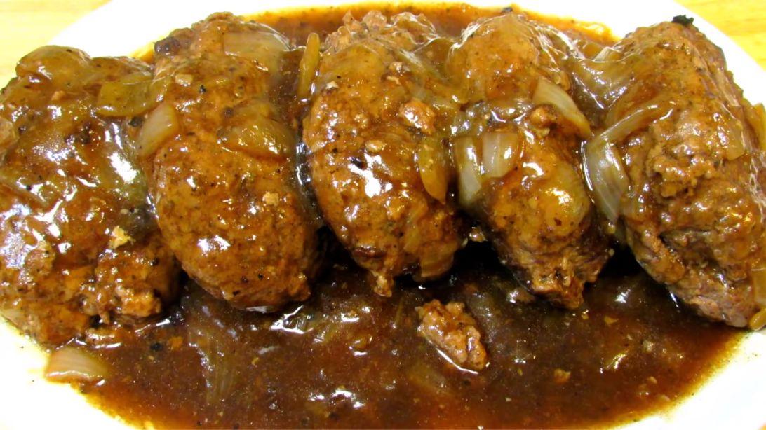 Easy Skillet Salisbury Steak In Onion Gravy Recipe