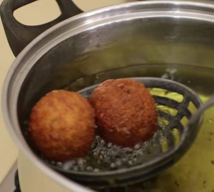How to Make Cheese-Stuffed Mashed Potato Balls