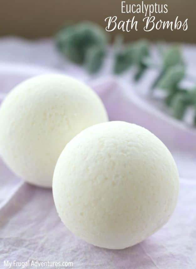 Eucalyptus Bath Bombs, flexible enough to adjust for a dry or oily complexion and a finish that feels genuinely pampering