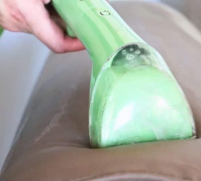How to Clean Upholstery With OxiClean