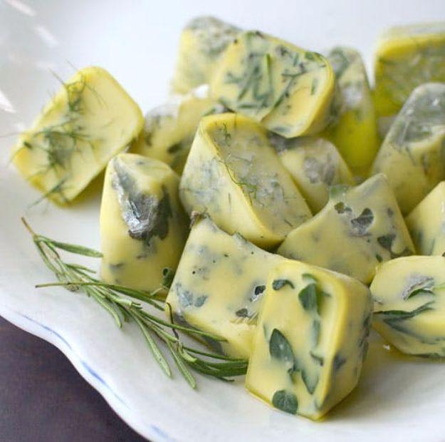 Ways to Save Money in 2018 - Freeze & Preserve Fresh Herbs in Olive Oil - Easy Money Saving Ideas and Tips for Budgeting - Cool Idea for Budget Planning and Smart Financial Advice