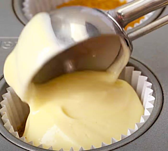 Mini Cheesecakes like the Cheesecake Factory