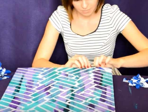 peel-painters-tape-off-diy-wall-art-tutorial