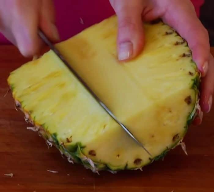 Easy Pineapple Cutting Hack