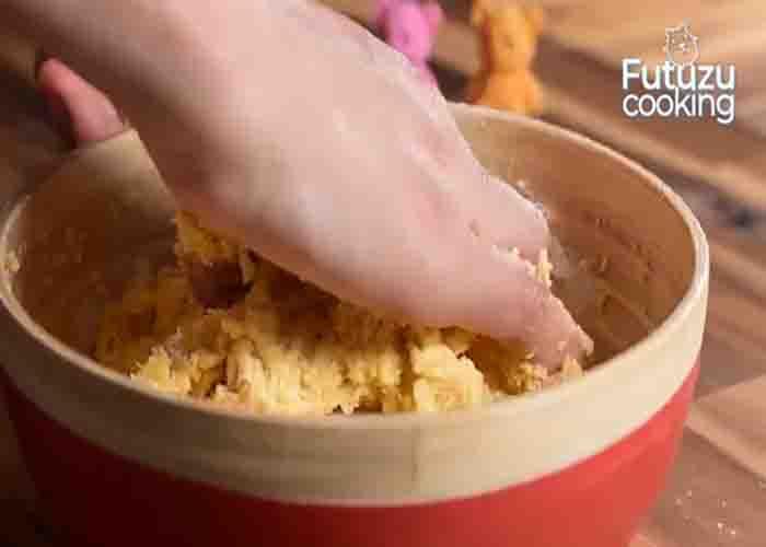 Making the dough for the coconut cookies