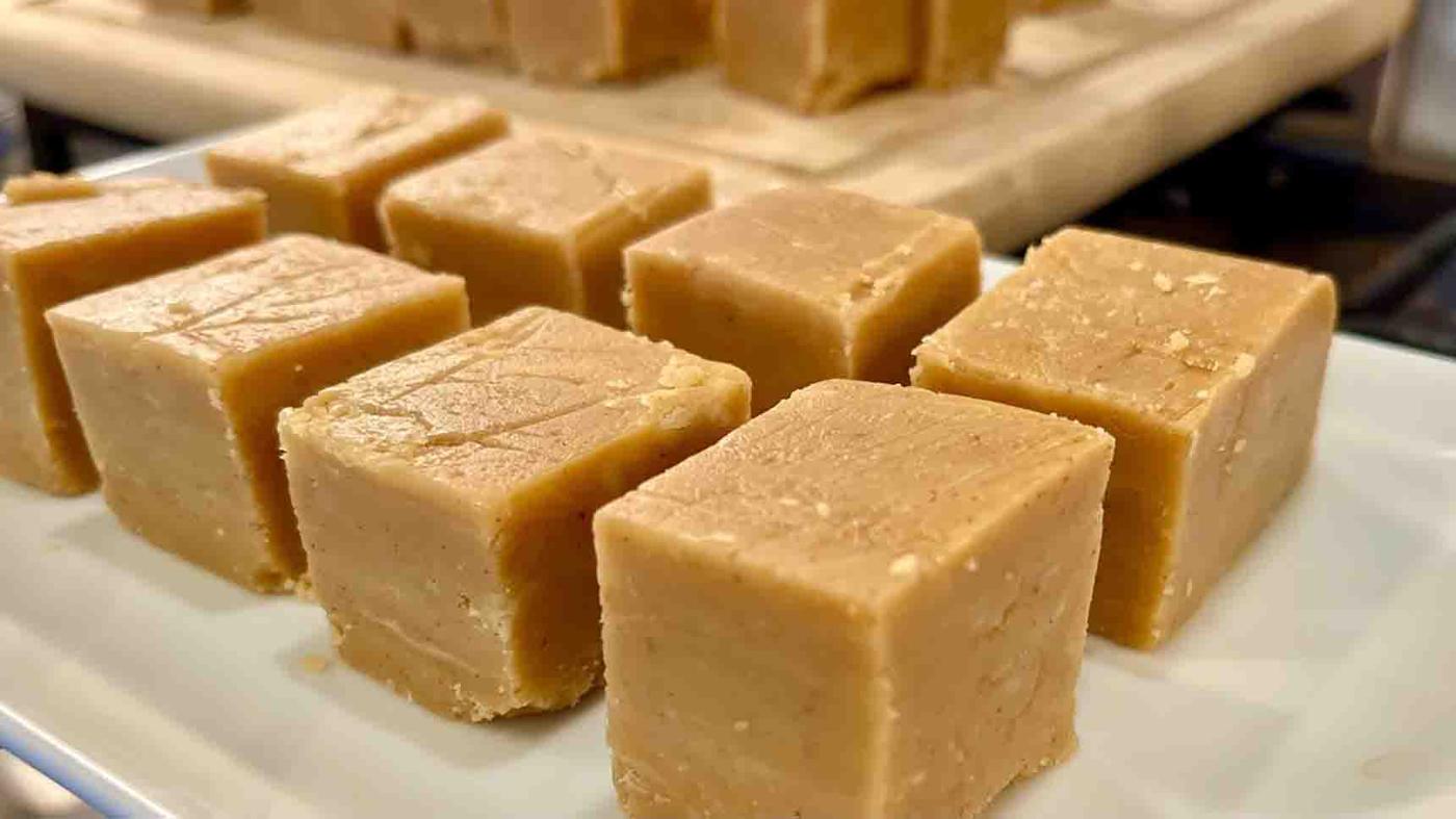 3-Ingredient Peanut Butter Fudge Recipe