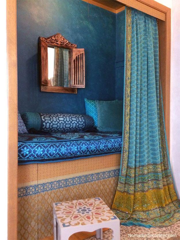 DIY Faux Finishes for Walls - Paint New Walls to Look Old - Step by Step Tutorials for Do It Yourself Faux Finish Wall Textures - Rustic, Colour, Tuscan Style, Simple Metallic, Spo