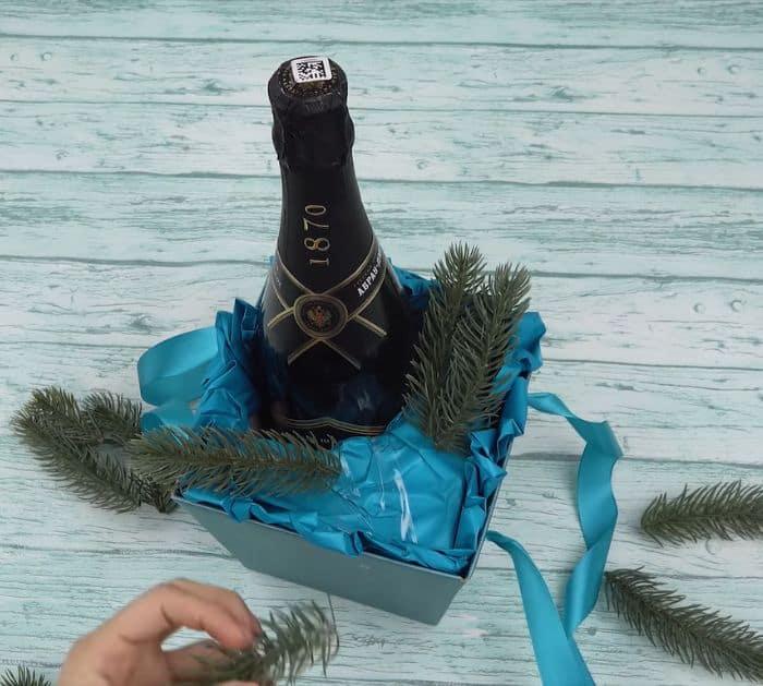 Easy DIY New Year's Bouquet Gift Project