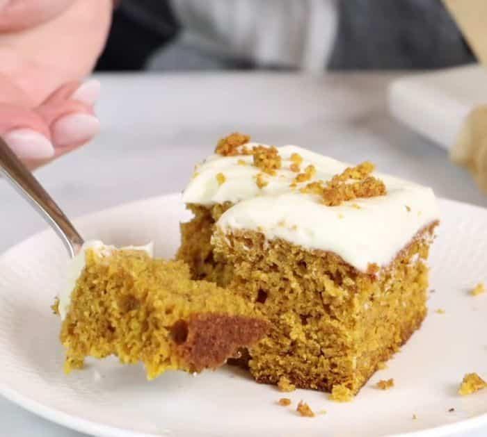 Easy Cream Cheese Frosting Recipe