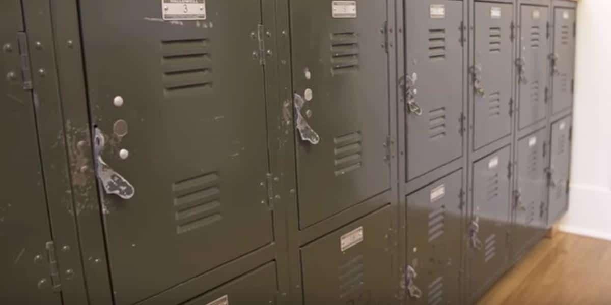 She Found These Old Lockers At An Antique Store And Cleverly Transformed Them To This…