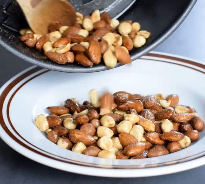 5-Ingredient Chocolate Bark Recipe Dessert