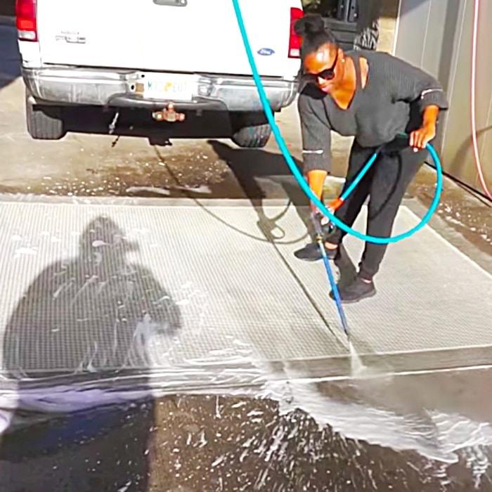 Easy Way To Wash A Rug At The Car Wash - How To Pressure Wash A Rug - Easiest And Cheapest Way To Clean A Rug