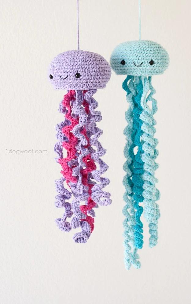 Free Amigurumi Patterns For Beginners and Pros - Crochet Jellyfish Amigurumi - Easy Amigurimi Tutorials With Step by Step Instructions - Learn How To Crochet Cute Amigurimi Animals