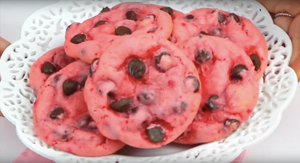 Strawberry Chocolate Chip Cookies Recipe
