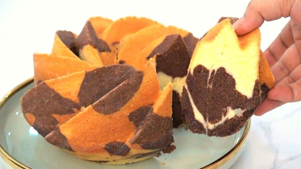 Easy Moist Marble Bundt Swirl Cake Recipe
