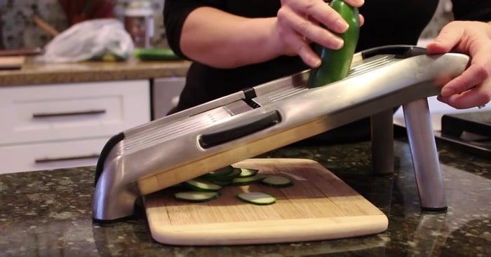 Crispy Healthy Zucchini Chips