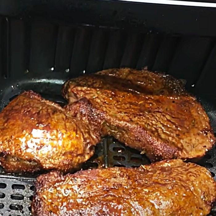 Juicy Air Fryer Steak - How To Make Steak In The Air Fryer - Easy Air Fryer Recipes