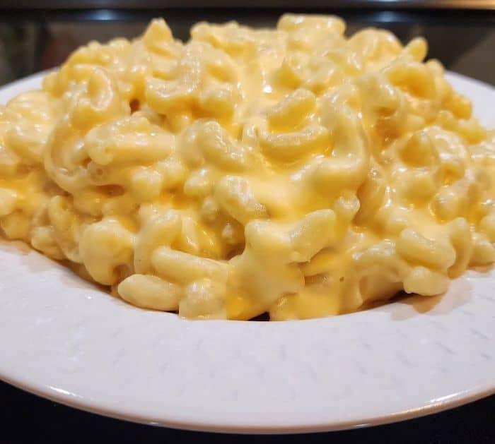 Easy to Make One Pot Creamy Mac & Cheese