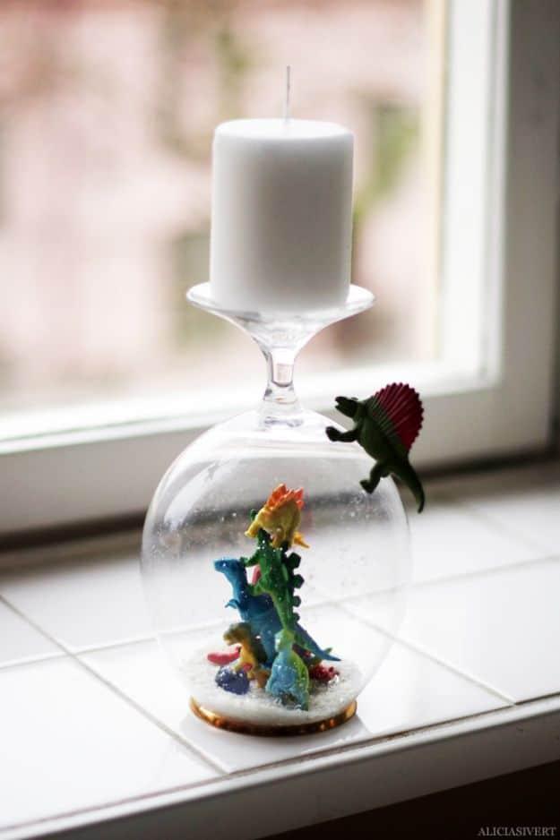 DIY Snow Globe Ideas - Dinosaur Snow Globe - Easy Ideas To Make Snow Globes With Kids - Mason Jar, Picture, Ornament, Waterless Christmas Crafts - Cheap DYI Holiday Gift Ideas