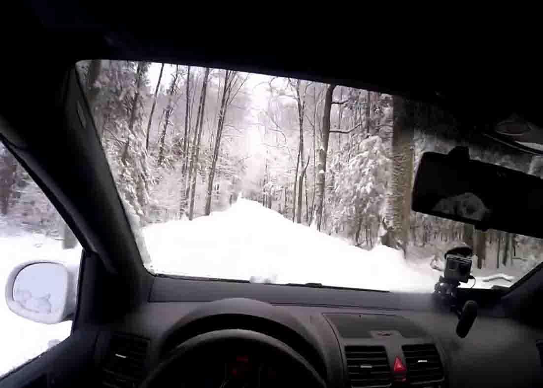 Always have a safe distance when driving in traffic in the snow