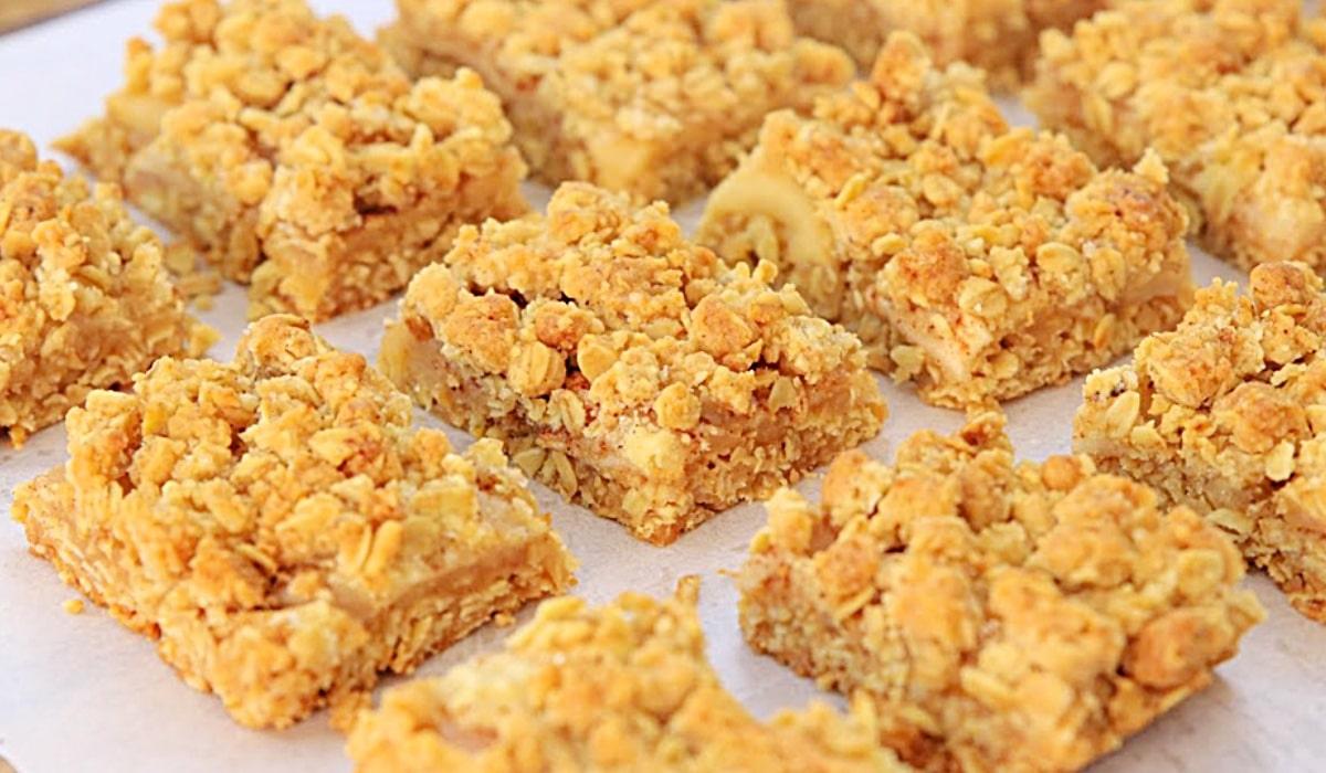 Apple Pie Bars Recipe