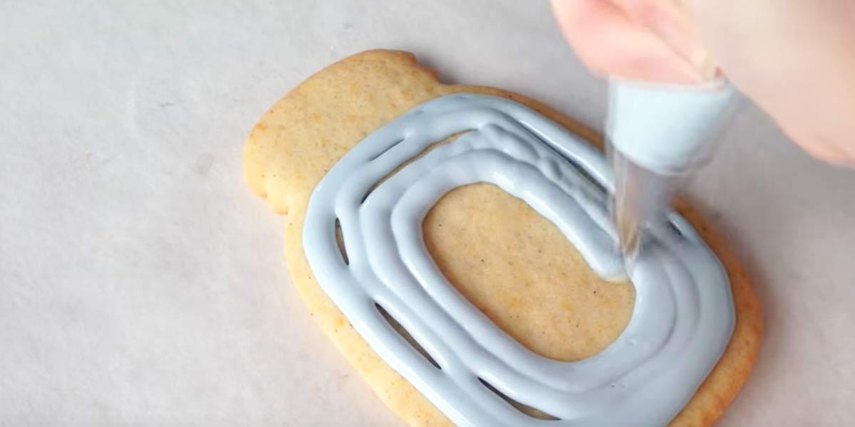 She Decorates A Cookie And When You See It Finished You’ll Have To Do This!