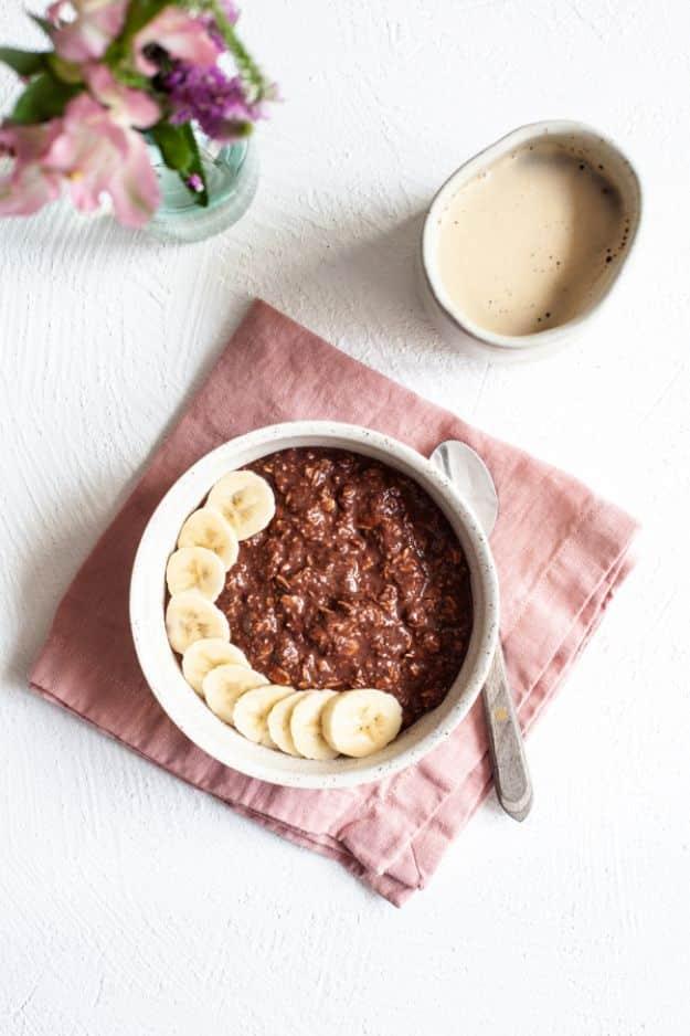 Overnight Oats Recipes - Banana Mocha Overnight Oats - Easy Breakfast Recipe Idea - Healthy Fruit to Add Blueberry, Banana, Strawberry and Pineapple, Apple Cinnamon - Brunch Ideas