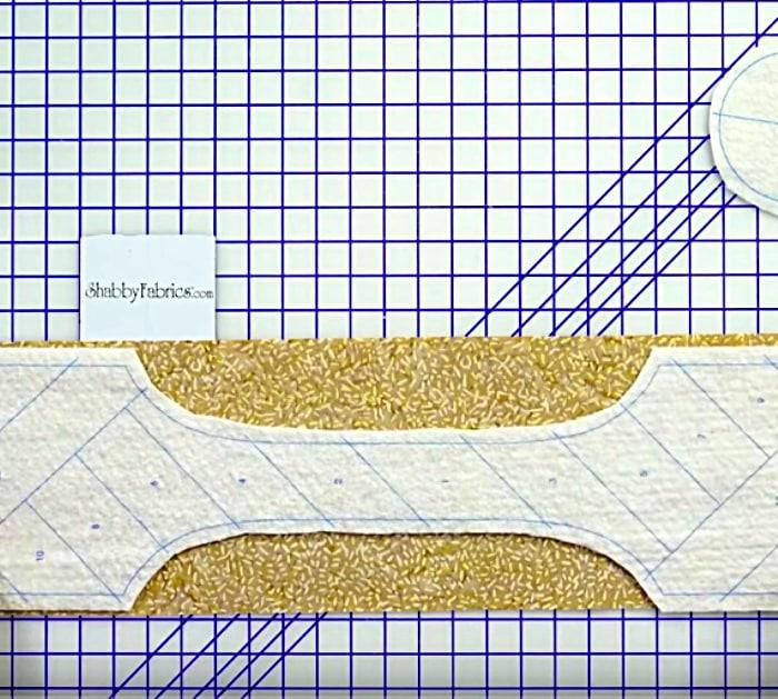 Learn to sew a quilt as you go shabby chic holiday quilted wine tote