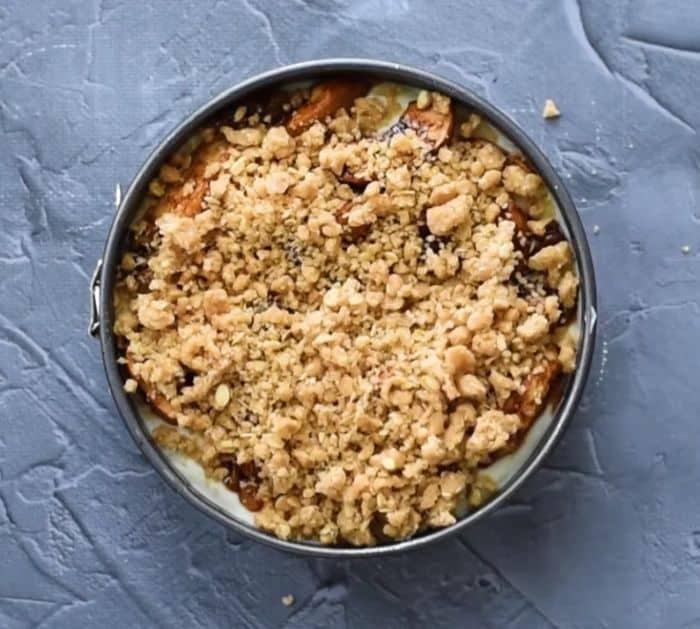 How to Make Apple Cheesecake