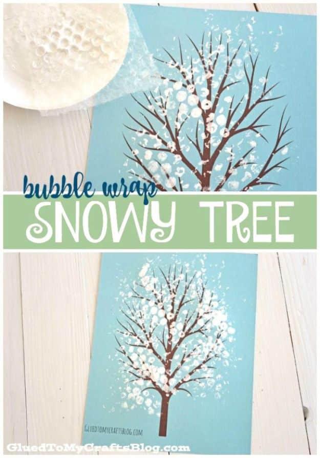 Pin graphic titled Bubble Wrap Snowy Tree, a bubble wrap circle and two printed trees stamped with white snow