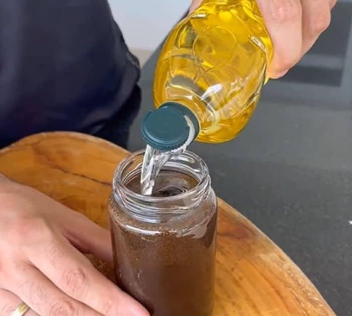 How to Make a Coffee Candle for Insects and Mosquitoes
