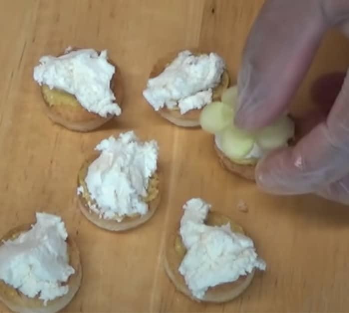 directions on how to make canapes