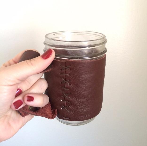 DIY Leather Mason Jar Mug, forgiving enough for a first attempt and worth bookmarking for your next project list