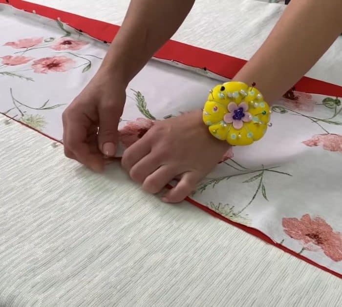 How to Make Table Runner In 15 Minutes Tutorial