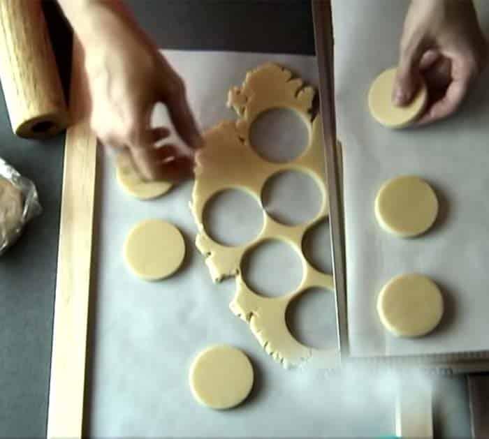 Easy and quick sugar cookie recipe for beginners