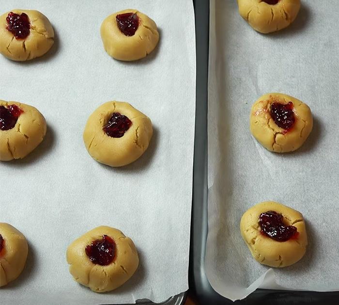 PB&J cookie Recipes - Christmas Baking - Christmas Cookie Recipes