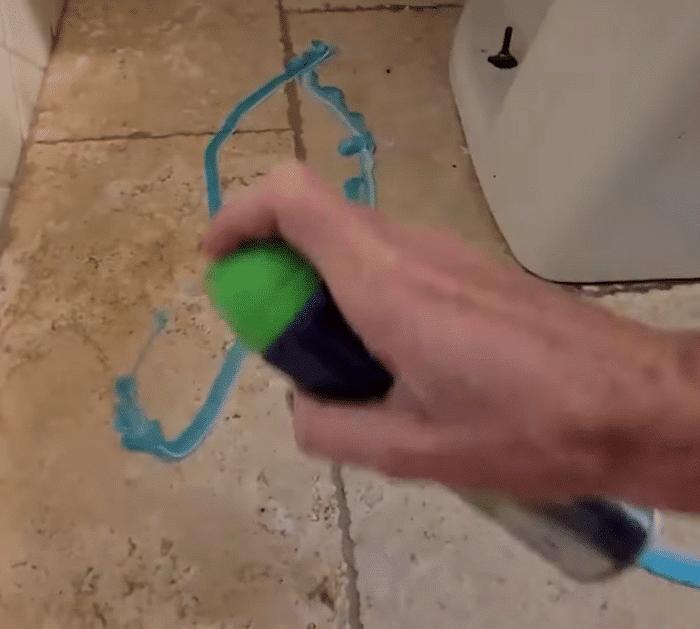 How to Clean Using Shaving Cream