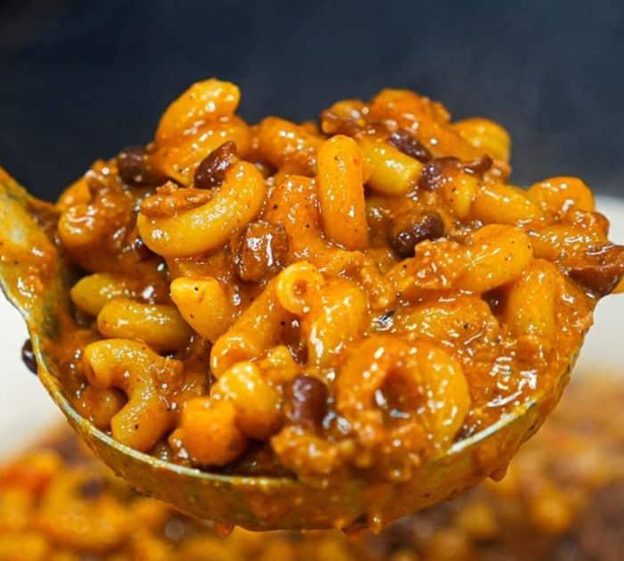 Easy Classic Chili Macaroni