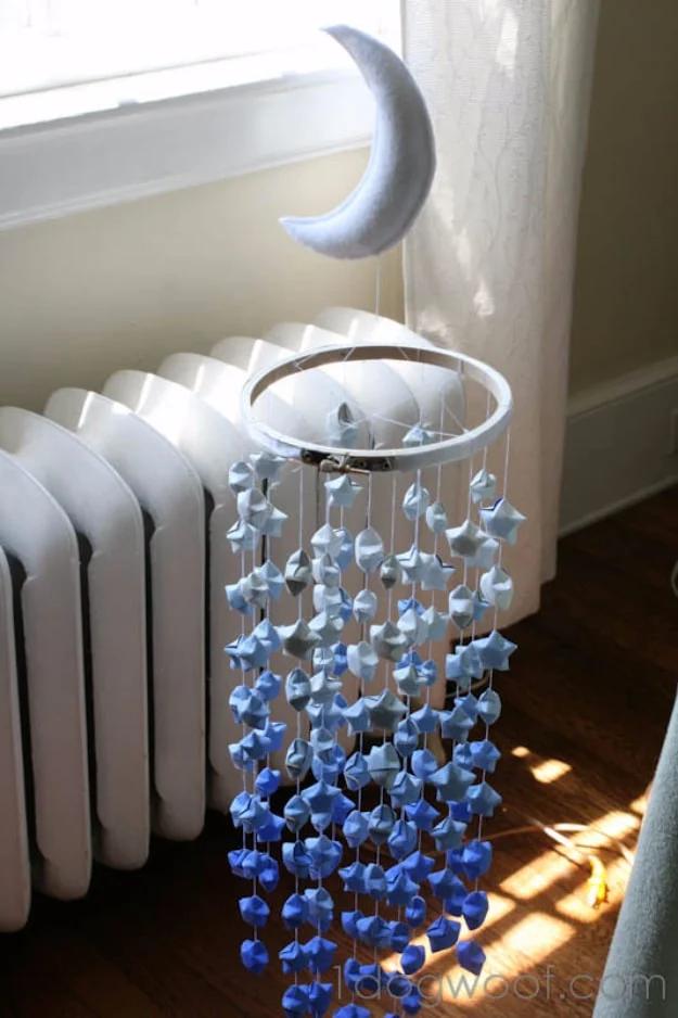 Lucky Star Ombre Mobile, an easy way to make a gift feel more personal and easy to fit into a weekend
