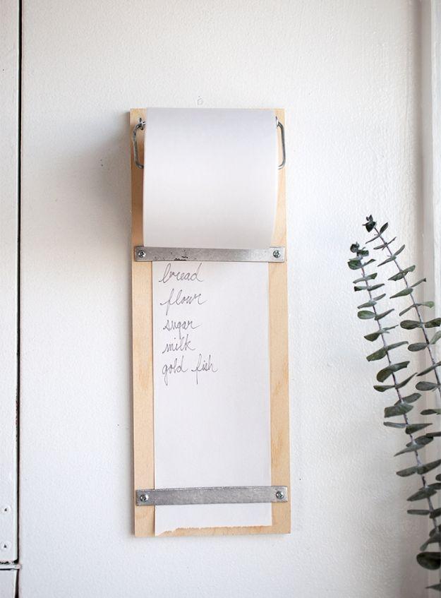 DIY Wood Shopping List Pad, an idea worth saving for later and a project that looks far more advanced than it is