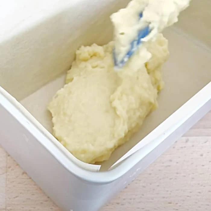 Keto Yogurt Almond Cake - Easy Keto Desserts - How To Make A Keto Cake - Keto Recipes