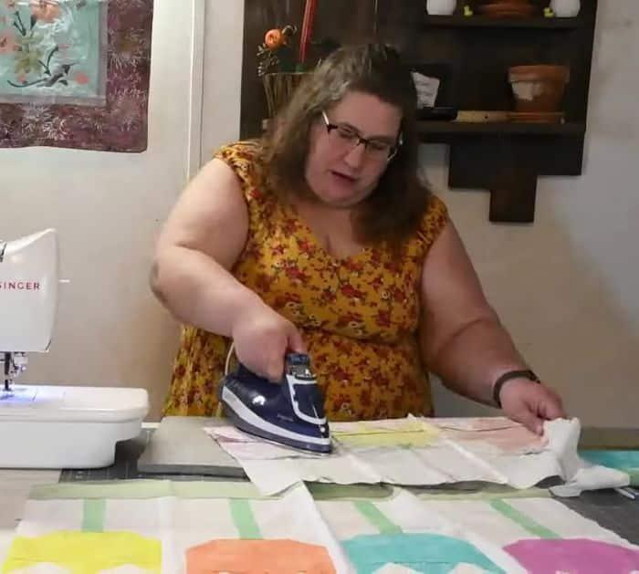 Easy Mini Spring Quilt Tutorial